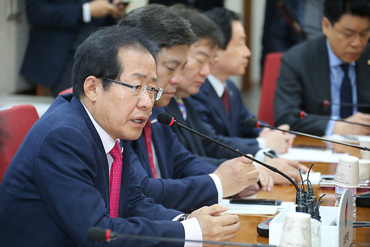 제목 노출 영역입니다 이미지