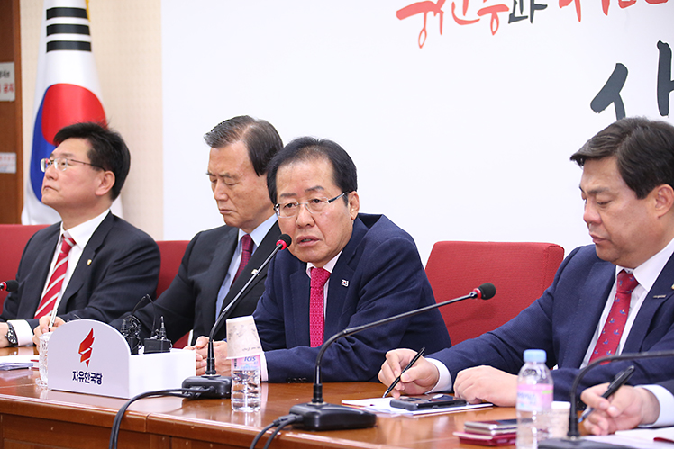 제목 노출 영역입니다 이미지
