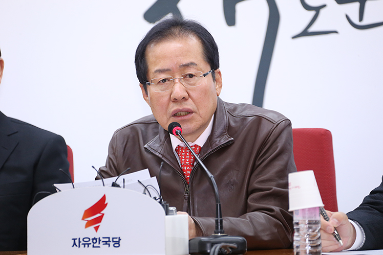 제목 노출 영역입니다 이미지