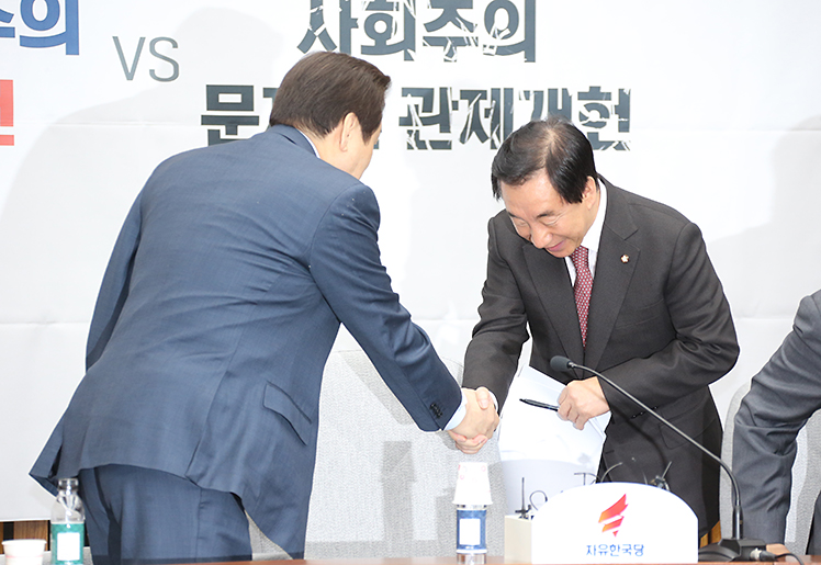 제목 노출 영역입니다 이미지