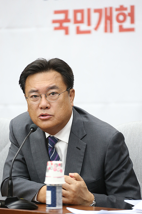 제목 노출 영역입니다 이미지