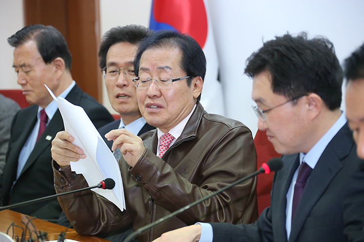 제목 노출 영역입니다 이미지