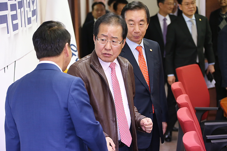 제목 노출 영역입니다 이미지