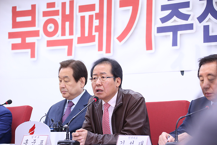 제목 노출 영역입니다 이미지
