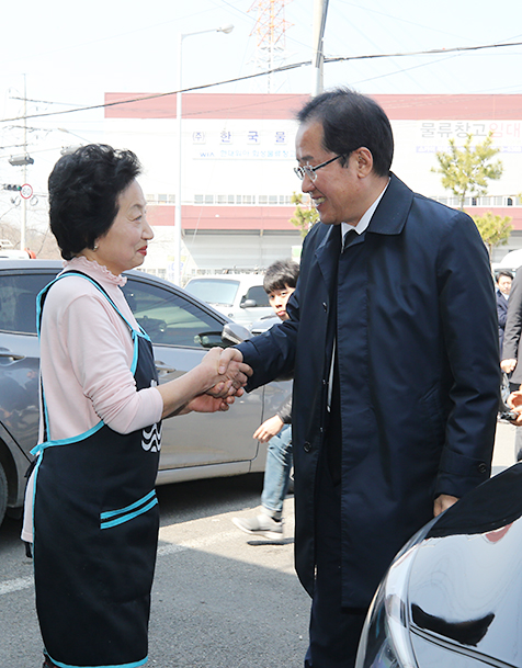 제목 노출 영역입니다 이미지