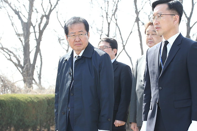 제목 노출 영역입니다 이미지