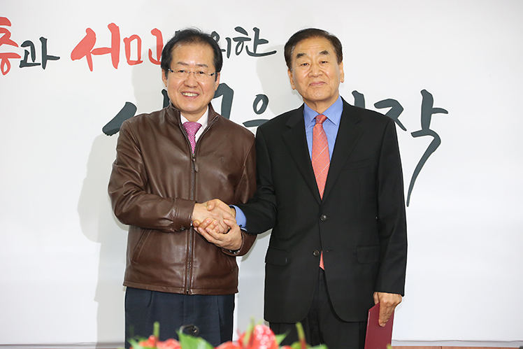 제목 노출 영역입니다 이미지