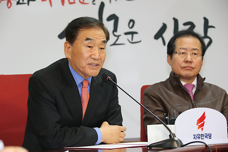 제목 노출 영역입니다 이미지