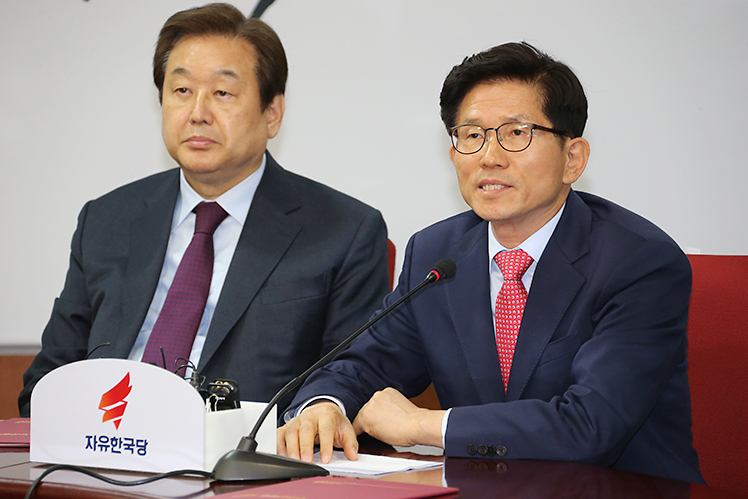 제목 노출 영역입니다 이미지