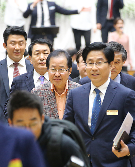 제목 노출 영역입니다 이미지
