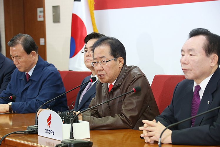 제목 노출 영역입니다 이미지