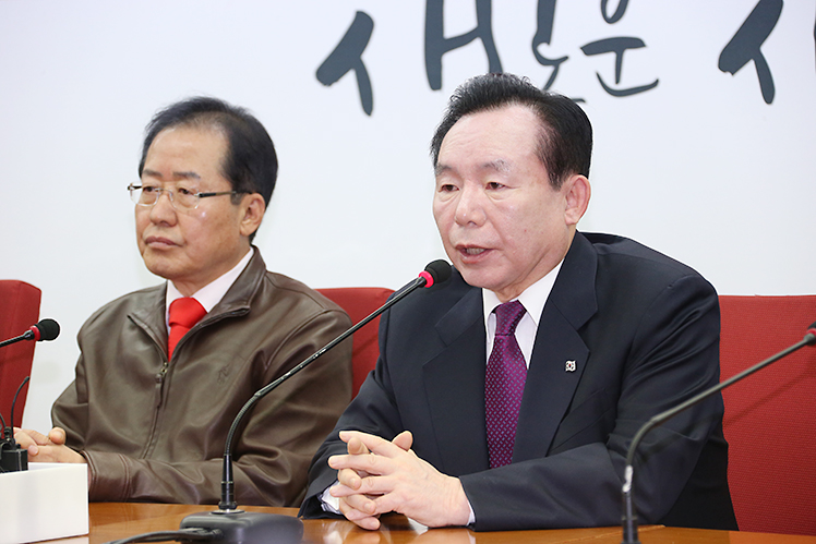 제목 노출 영역입니다 이미지