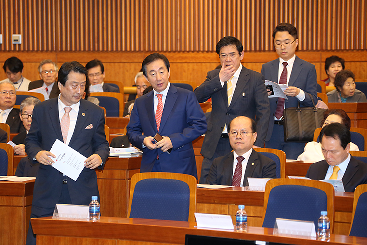 제목 노출 영역입니다 이미지