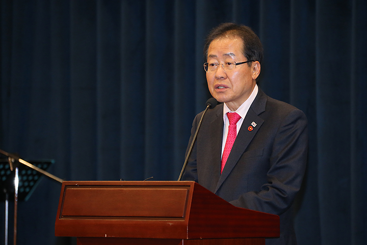 제목 노출 영역입니다 이미지