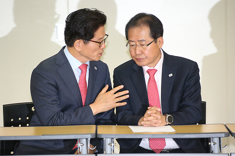 제목 노출 영역입니다 이미지