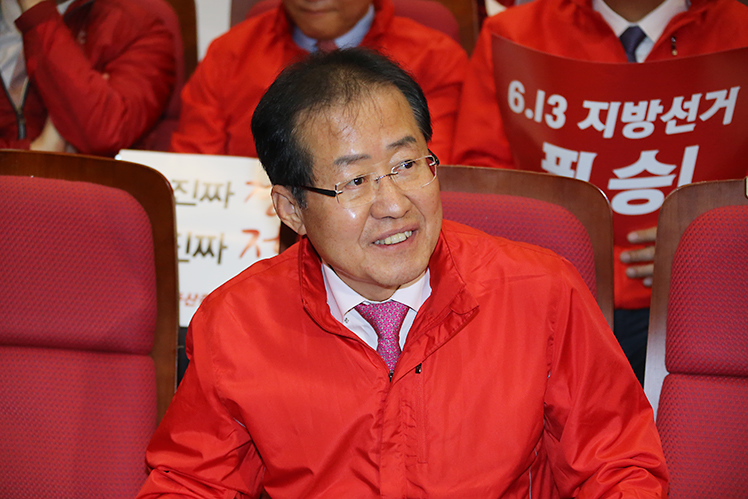제목 노출 영역입니다 이미지