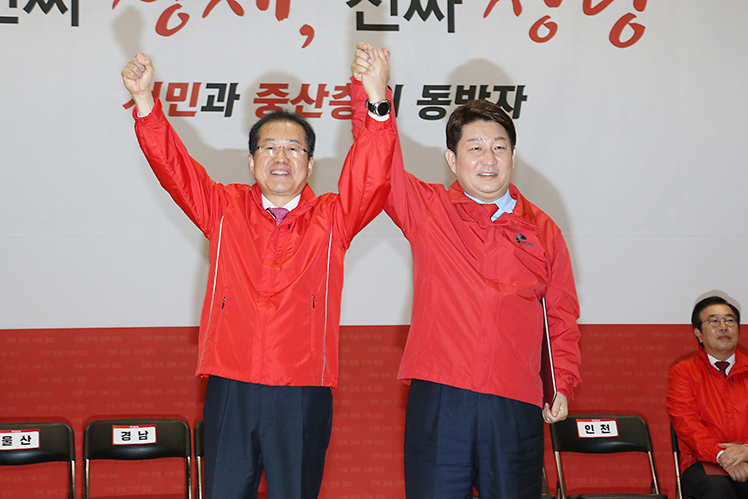 제목 노출 영역입니다 이미지