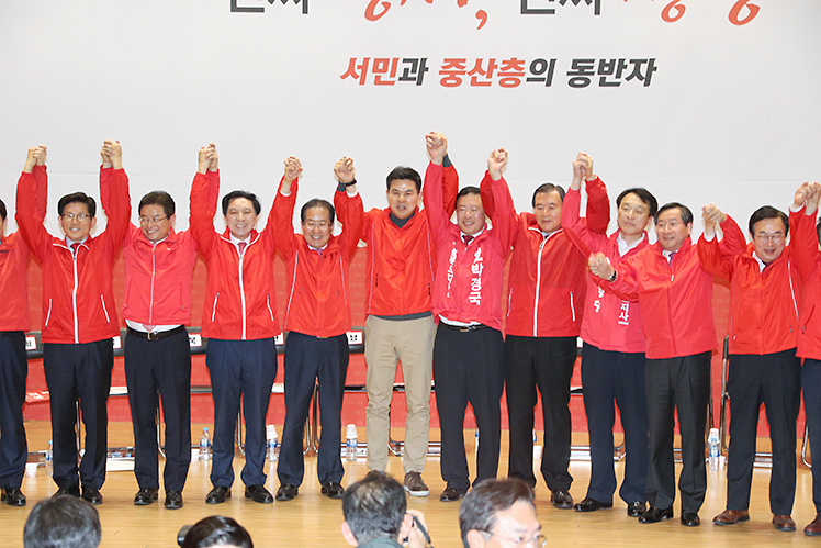 제목 노출 영역입니다 이미지