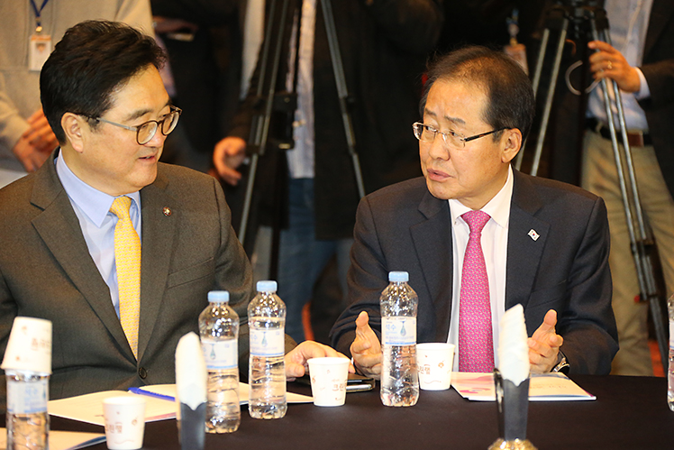 제목 노출 영역입니다 이미지