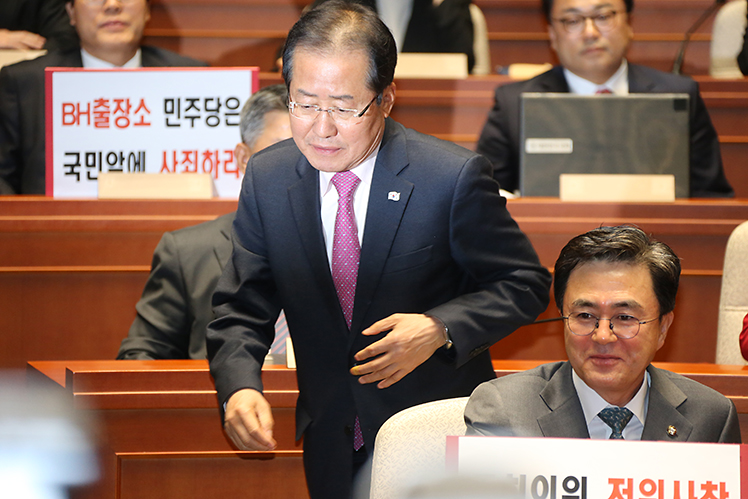 제목 노출 영역입니다 이미지