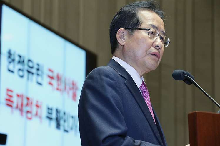 제목 노출 영역입니다 이미지