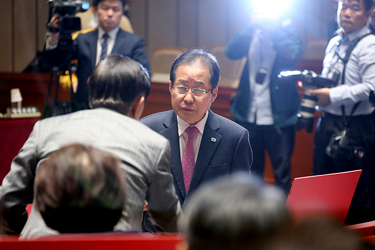 제목 노출 영역입니다 이미지