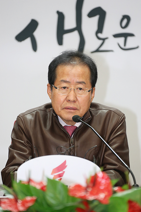 제목 노출 영역입니다 이미지
