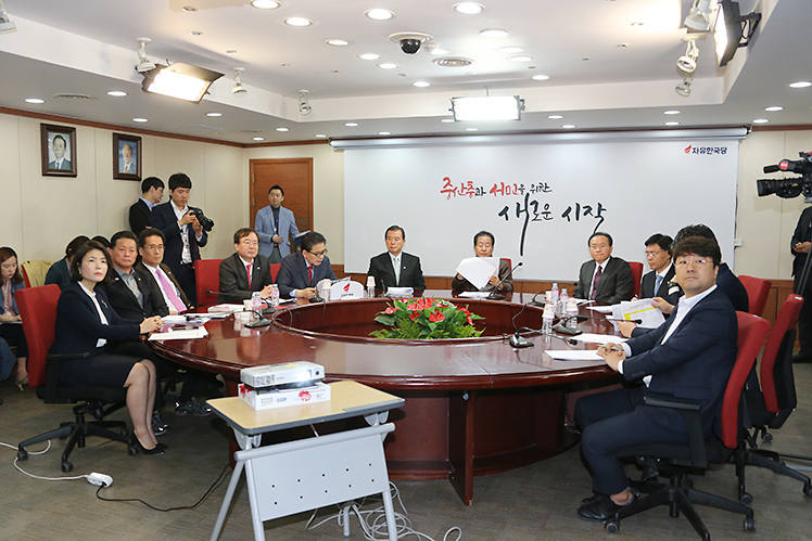 제목 노출 영역입니다 이미지