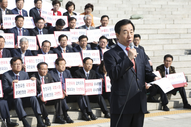 제목 노출 영역입니다 이미지