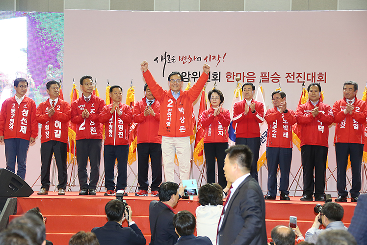 제목 노출 영역입니다 이미지