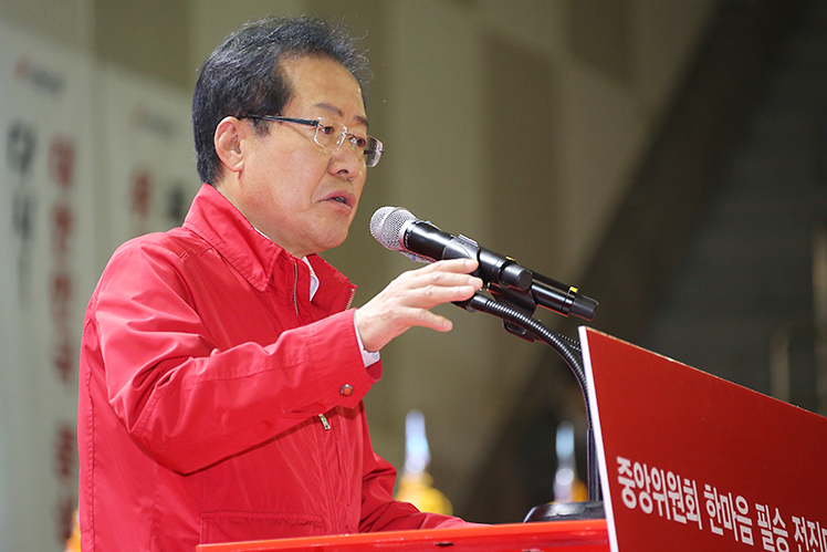 제목 노출 영역입니다 이미지