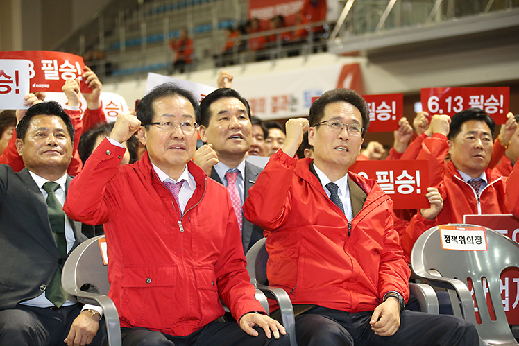 제목 노출 영역입니다 이미지