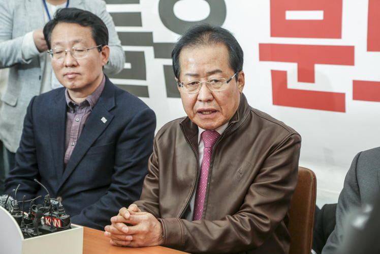 제목 노출 영역입니다 이미지