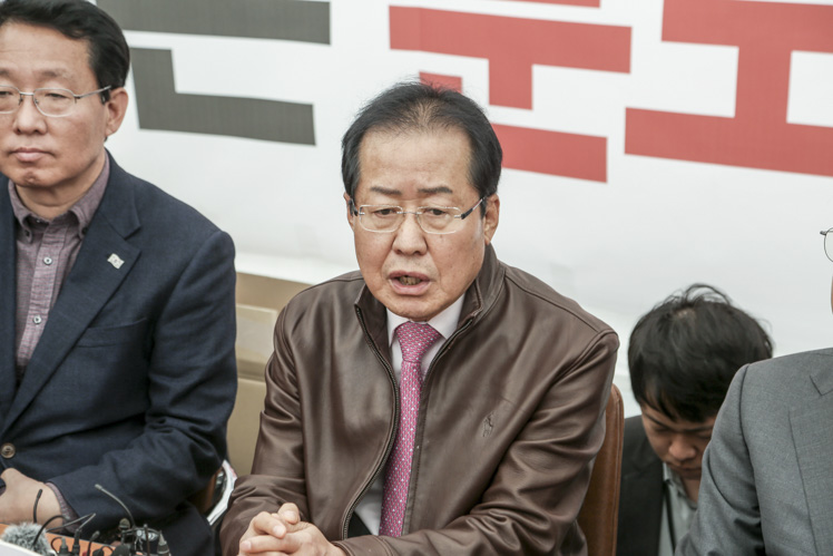제목 노출 영역입니다 이미지