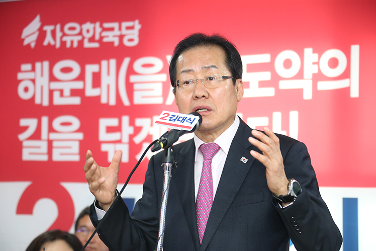 제목 노출 영역입니다 이미지