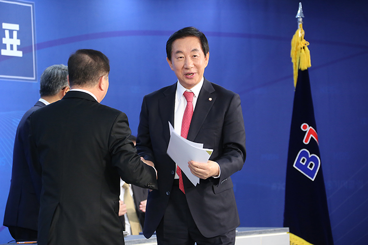 제목 노출 영역입니다 이미지