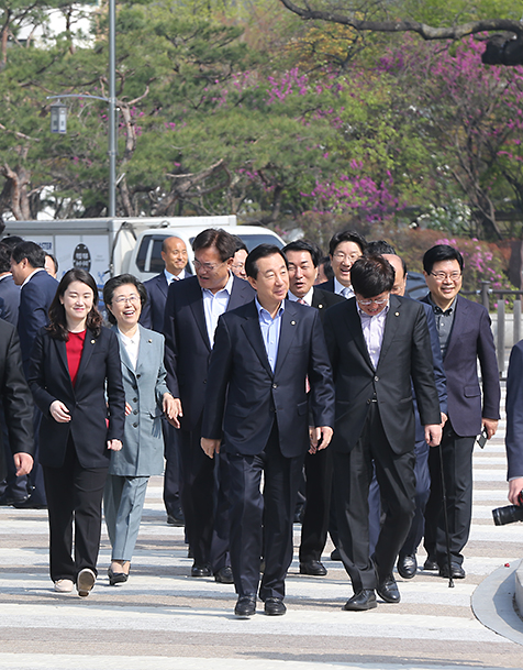 제목 노출 영역입니다 이미지