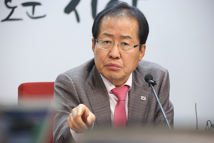 제목 노출 영역입니다 이미지