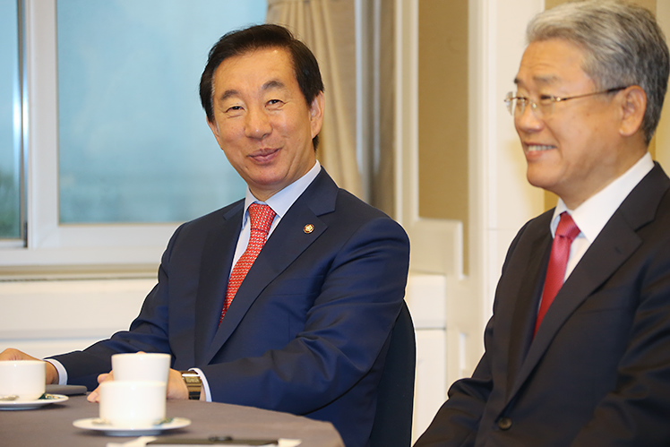 제목 노출 영역입니다 이미지