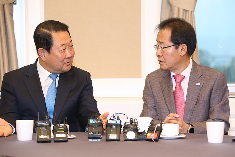 제목 노출 영역입니다 이미지