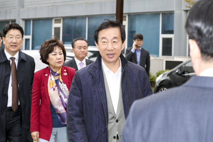제목 노출 영역입니다 이미지