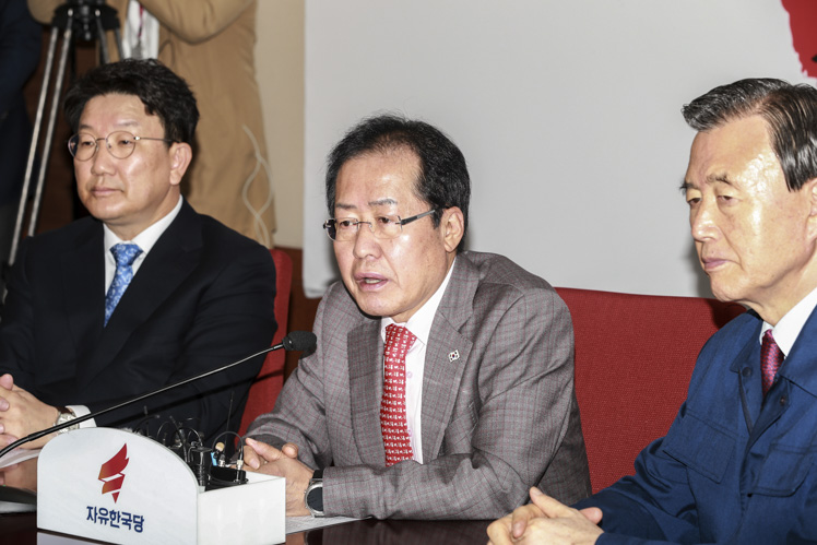 제목 노출 영역입니다 이미지