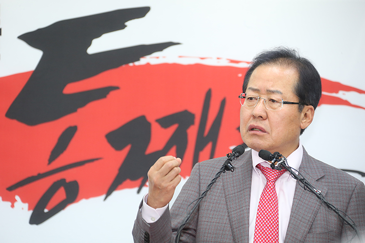 제목 노출 영역입니다 이미지