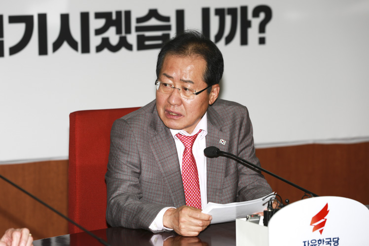 제목 노출 영역입니다 이미지