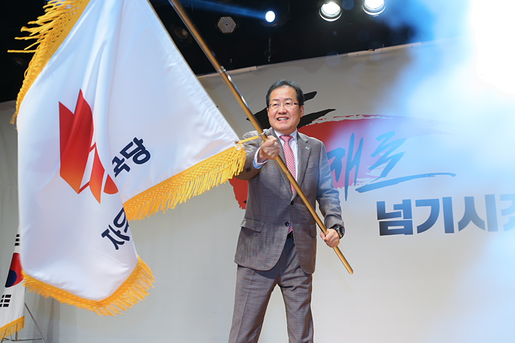 제목 노출 영역입니다 이미지