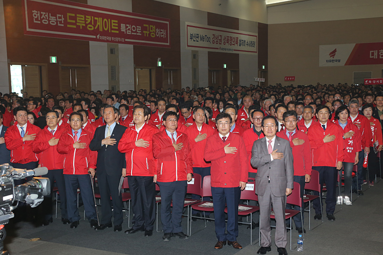 제목 노출 영역입니다 이미지