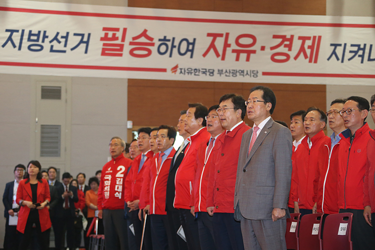 제목 노출 영역입니다 이미지