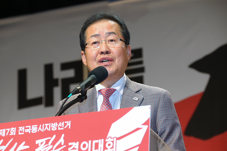 제목 노출 영역입니다 이미지