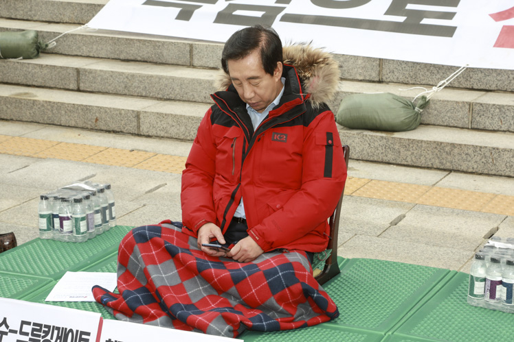 제목 노출 영역입니다 이미지
