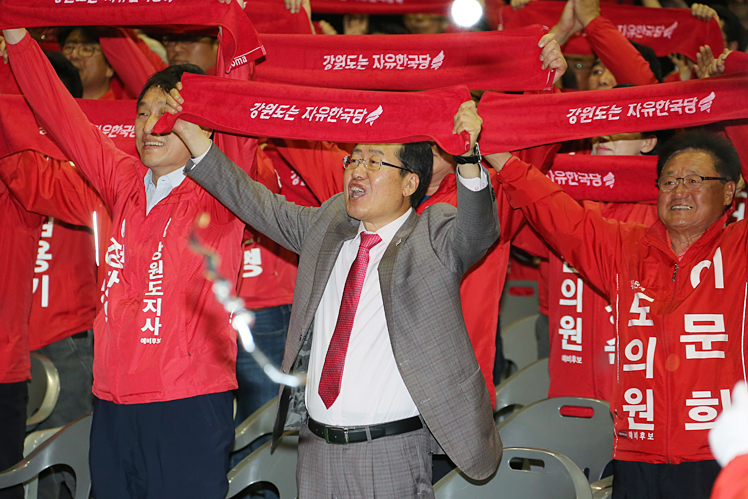 제목 노출 영역입니다 이미지